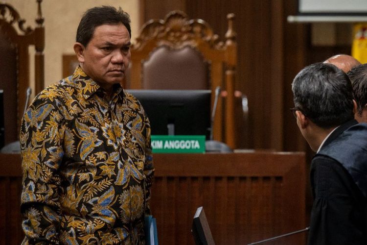 Hukuman 2,5 Tahun untuk Achsanul Qosasi Terlalu Berat